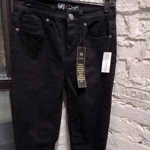DG2 by DIANE GILMAN EMBROIDERED/BEADED HEM JEANS